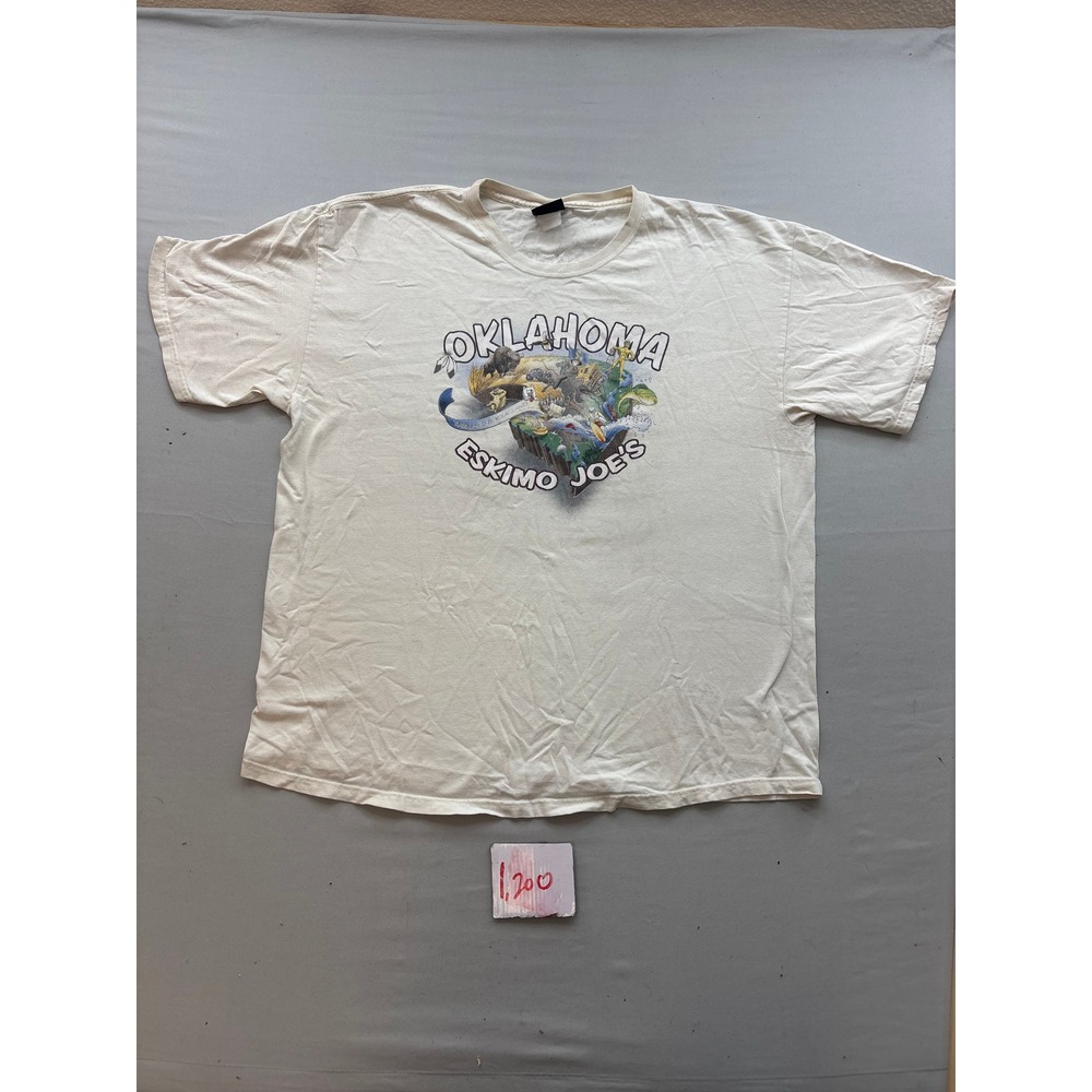 Vintage Eskimo Joe's Oklahoma Hanes Beefy-T Graphic T-Shirt Off-White XL